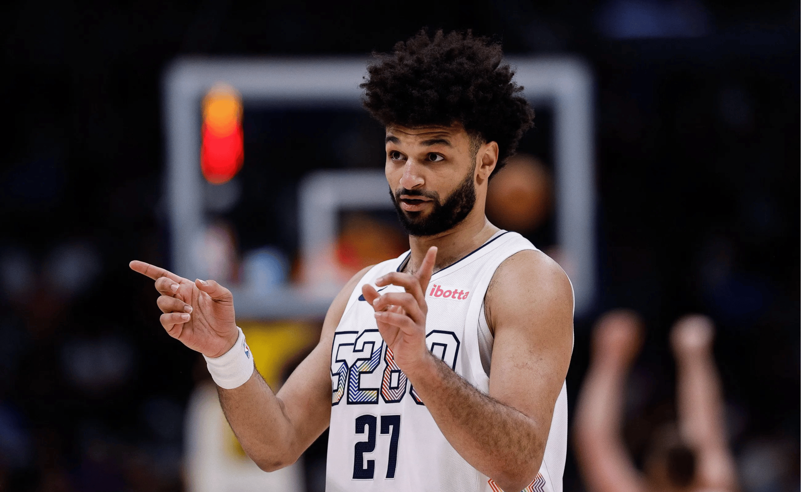 开云入口-穆雷焦点对战，哈登与30激战切尔西分钟，锐不可当胜负难料！比赛高潮迭起