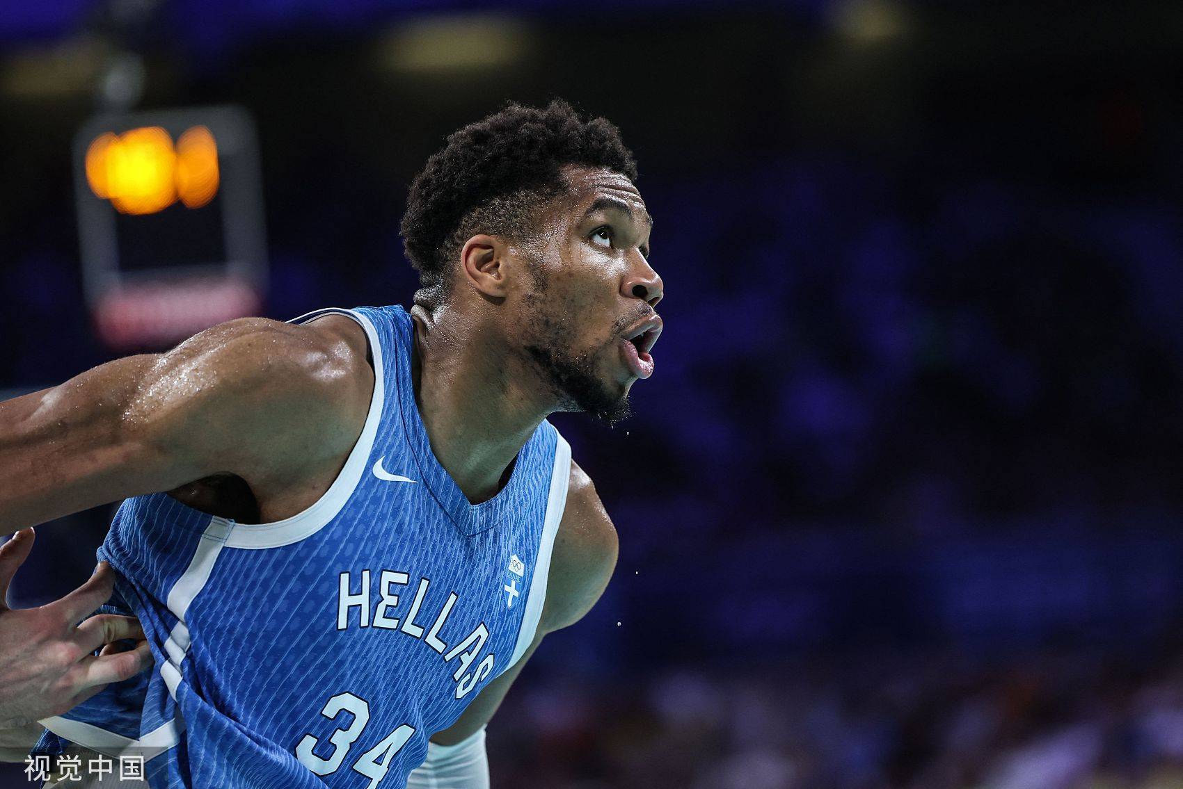 开云APP-重要助攻引爆全场！，字母哥意外战胜塞尔维亚队观众掌声雷动的简单介绍