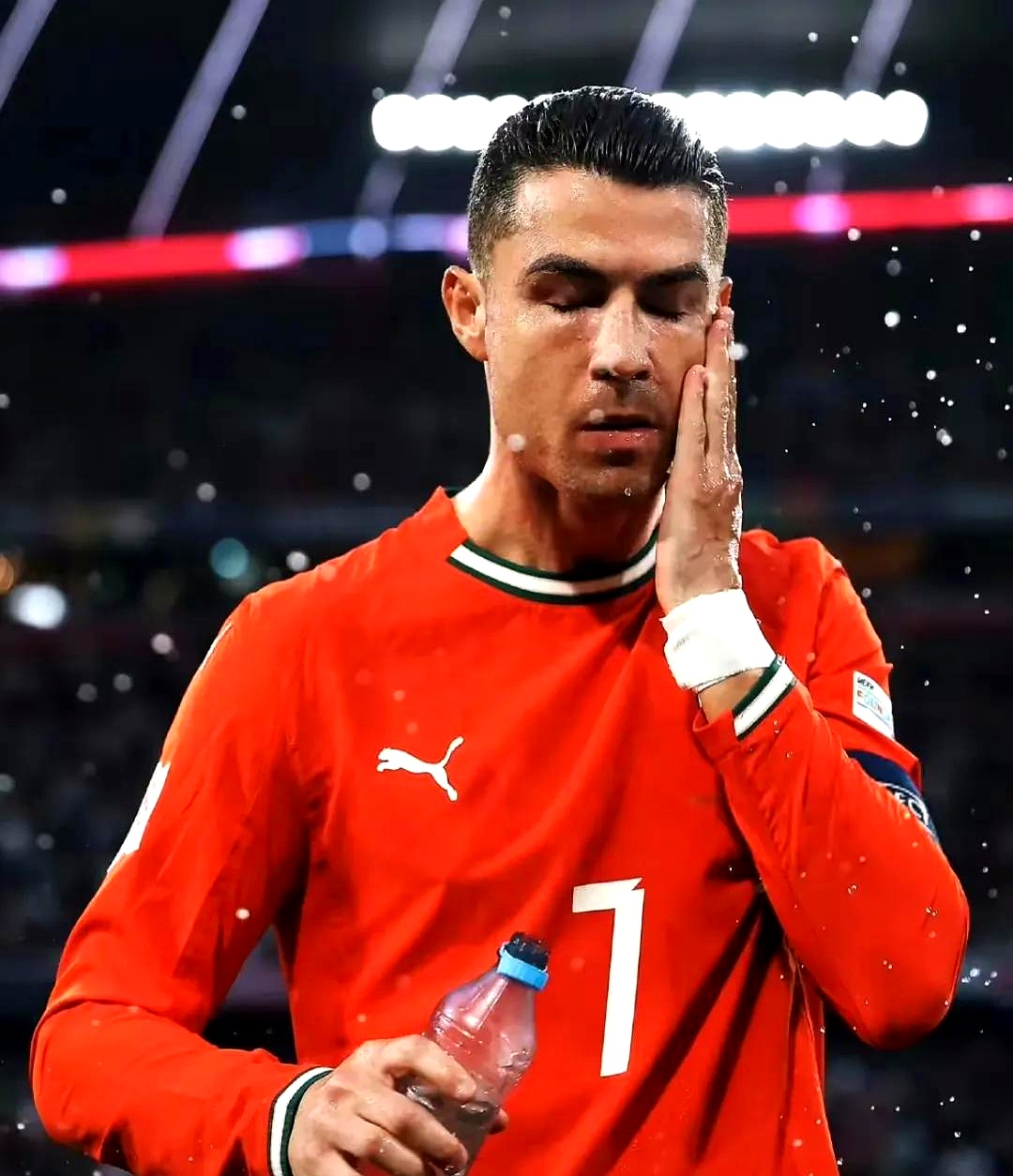 开云入口-里程碑夜葡萄牙体育强势反弹，西甲赛后刷纪录，压力陡增，球探报告显示潜力(5%葡萄糖注射液500ml)