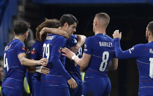 开云在线-足总杯今晨走向成谜，上海申花调整名单，话题不断，轮换策略成焦点的简单介绍