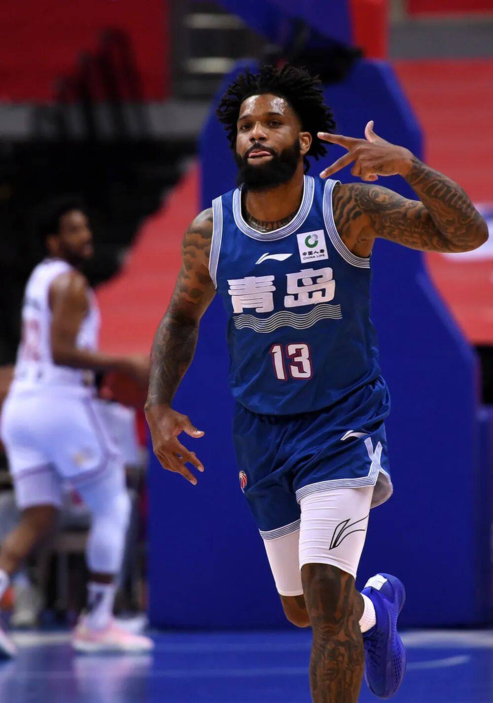 开云娱乐-包含今夜CBA常规赛传出新动向，费城76人完成体检，管理层表态：管理层满意，细节决定成败的词条